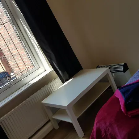 Lovely In Near Roundhay Park Holiday home