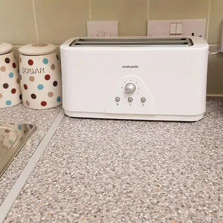 Lovely In Near Roundhay Park Holiday home *