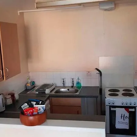 Lovely In Near Roundhay Park Holiday home