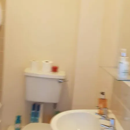 Lovely In Near Roundhay Park Holiday home *
